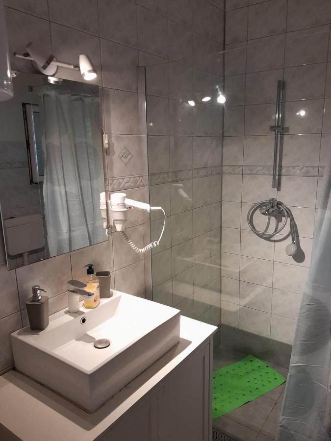 Apartmani Aneri Vir Luaran gambar