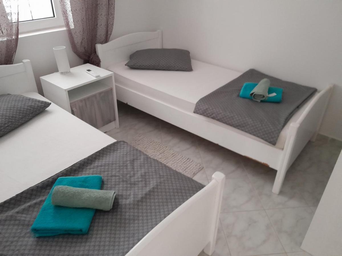 Apartmani Aneri Vir Luaran gambar